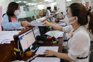 hon 450 nghin lao dong nghi viec